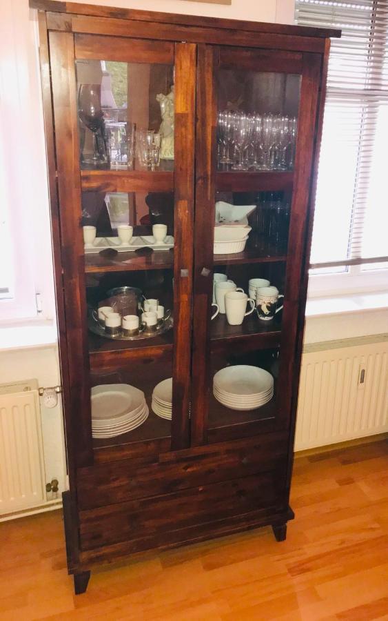 "Casa20200" 2 X Apartments Je 150Qm Fuer Business, Familien, Gruppen, Handwerker 15Min Von Berlin, Erdbeerhof, Outlet B5, 5Min Vom See Falkensee !! 2 Apartment Each 150Qm For Business , Families 15Min From Berlin!! Eksteriør billede