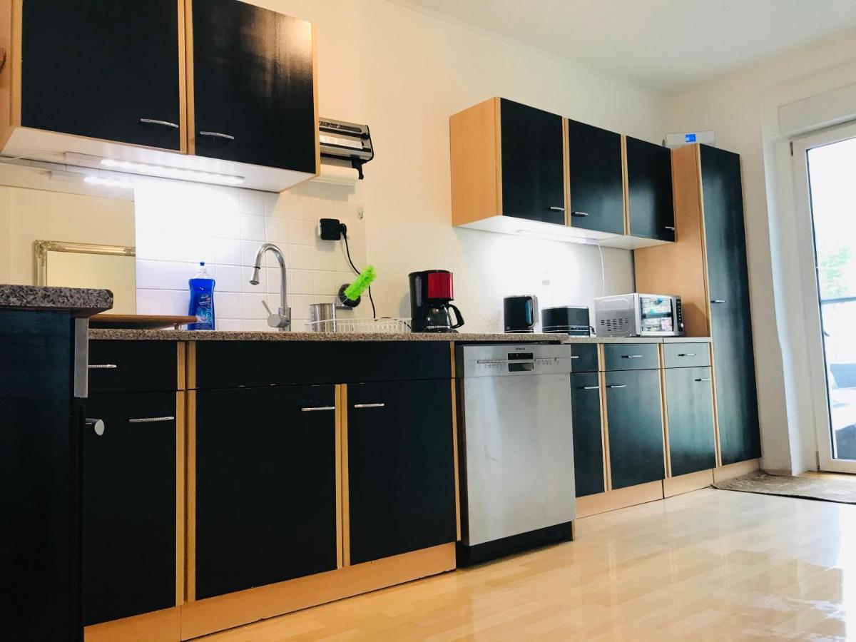 "Casa20200" 2 X Apartments Je 150Qm Fuer Business, Familien, Gruppen, Handwerker 15Min Von Berlin, Erdbeerhof, Outlet B5, 5Min Vom See Falkensee !! 2 Apartment Each 150Qm For Business , Families 15Min From Berlin!! Eksteriør billede