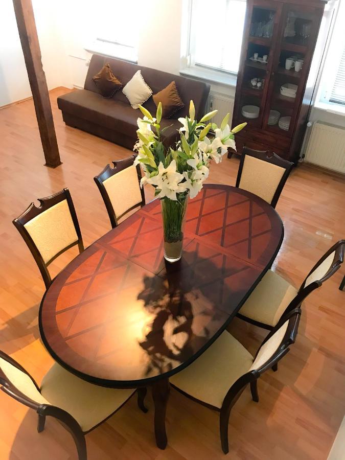 "Casa20200" 2 X Apartments Je 150Qm Fuer Business, Familien, Gruppen, Handwerker 15Min Von Berlin, Erdbeerhof, Outlet B5, 5Min Vom See Falkensee !! 2 Apartment Each 150Qm For Business , Families 15Min From Berlin!! Eksteriør billede