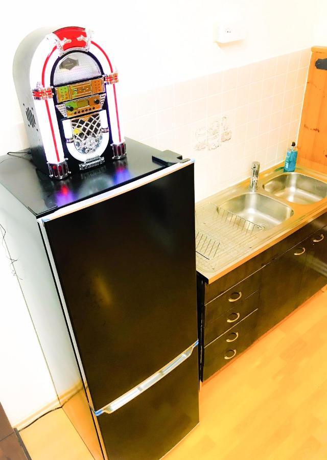 "Casa20200" 2 X Apartments Je 150Qm Fuer Business, Familien, Gruppen, Handwerker 15Min Von Berlin, Erdbeerhof, Outlet B5, 5Min Vom See Falkensee !! 2 Apartment Each 150Qm For Business , Families 15Min From Berlin!! Eksteriør billede